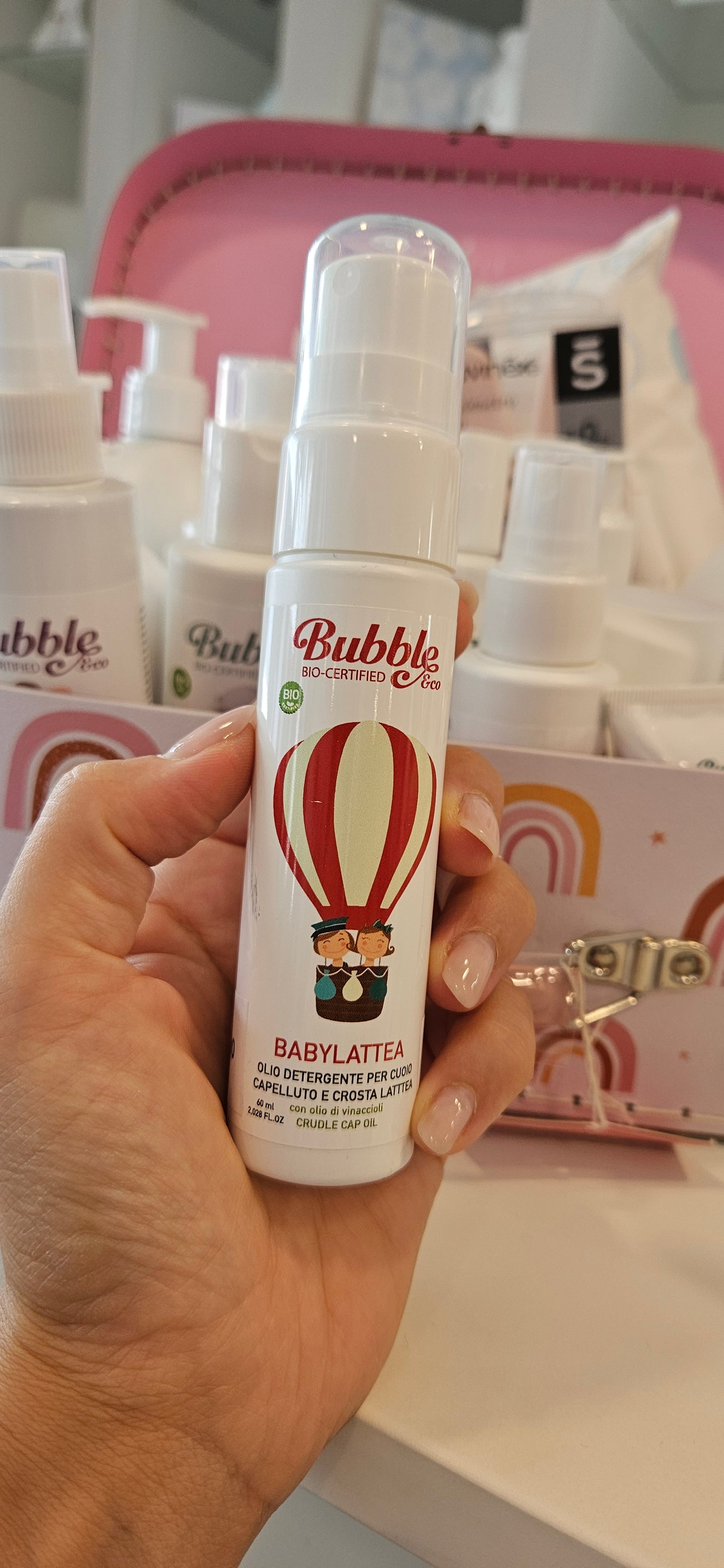 T692 - BUBBLE BABY LATTEA OLIO DETERGENTE CUOIO CAPELLUTO E CROSTA LATTEA - CURA DELICATA PER LA PELLE DEL TUO BAMBINO