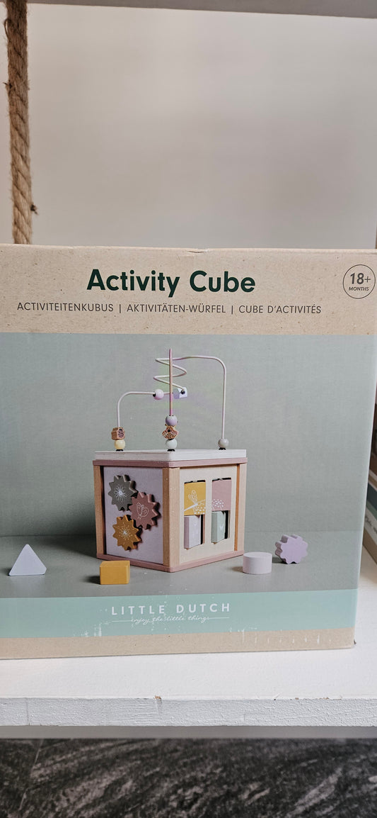 V2782 LITTLE DUTCH  - ACTIVITY CUBE ROSE